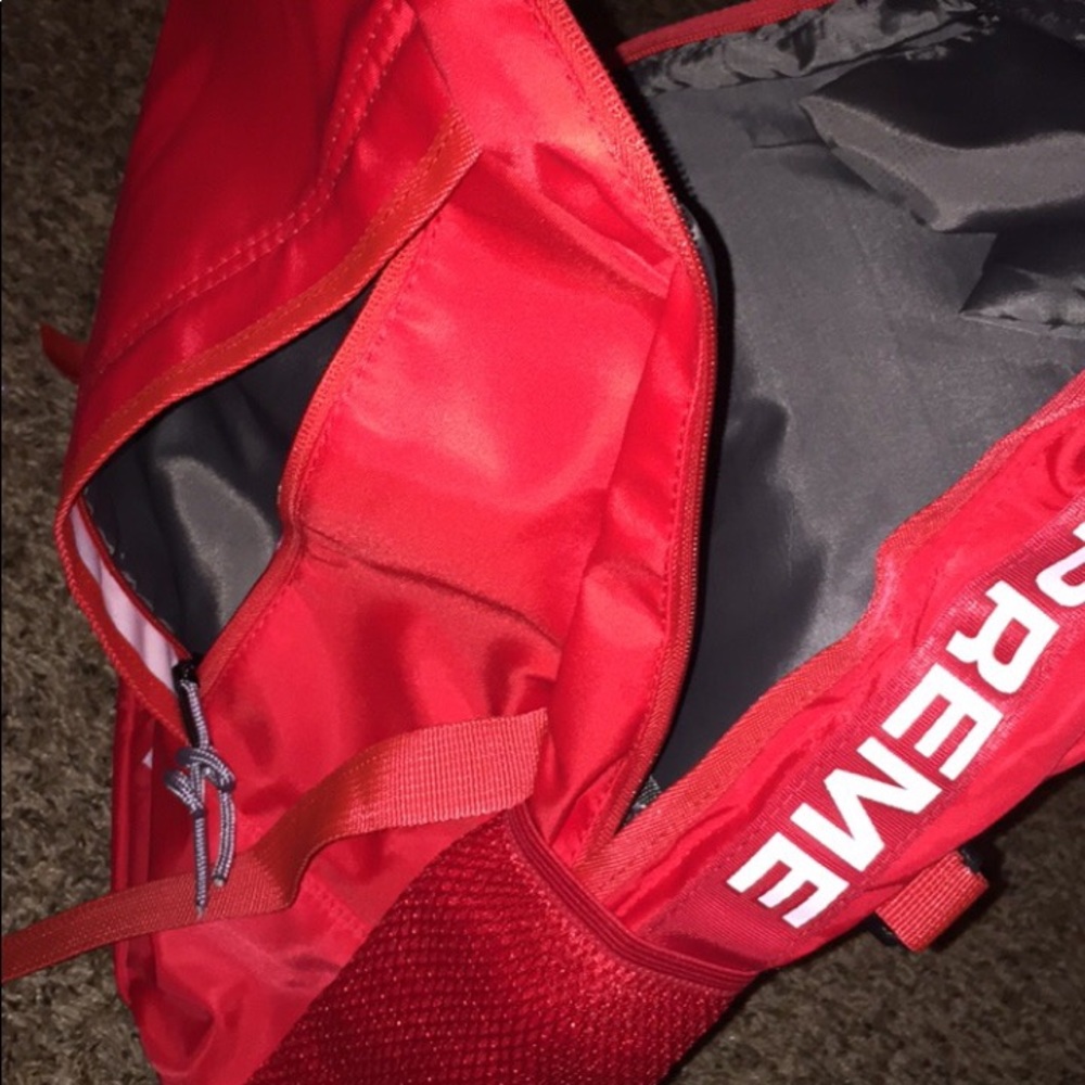 Supreme Backpack - Picture 5 of 5